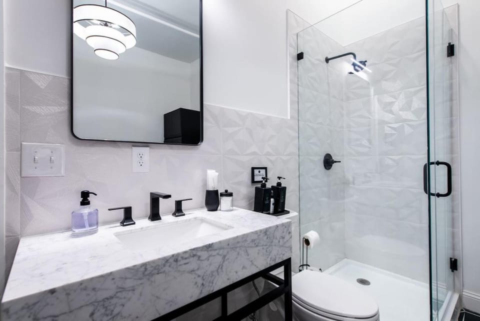 Hollyhock Suite 409 Apartment in Jefferson County