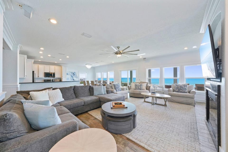 Seaclusion - Beachfront Home with Private Pool & Gulf Views House in Miramar Beach