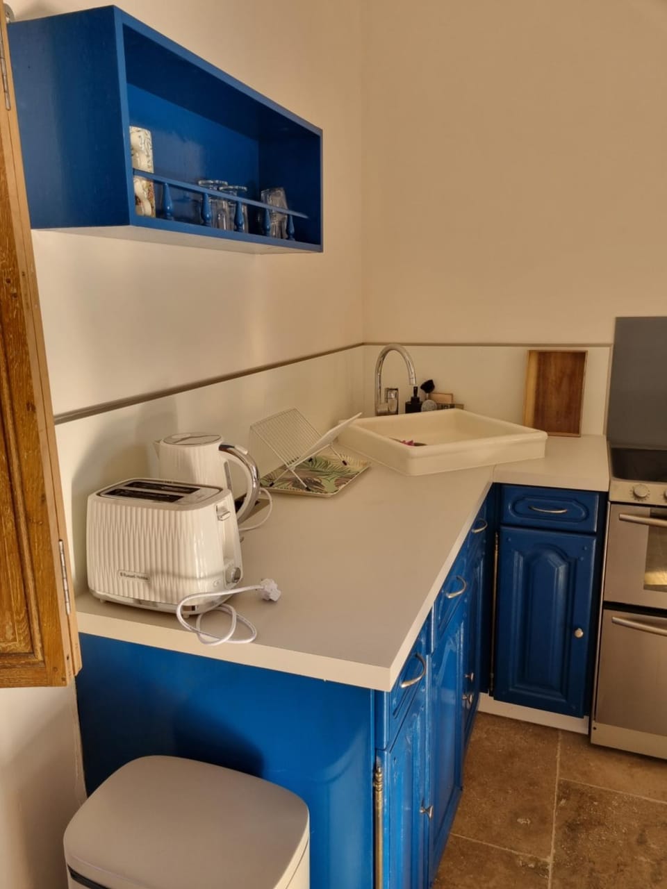 Kitchen or kitchenette, kitchen