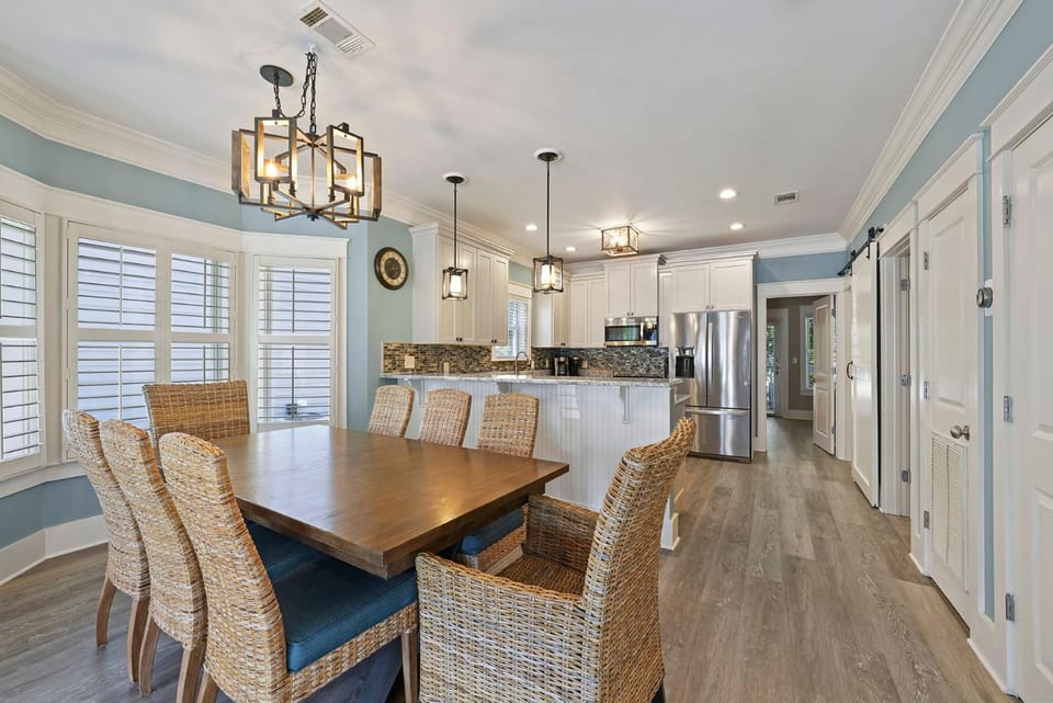 Southern Charm - Luxury Vacation Rental Near the Beach with Community Pool & Amenities House in Rosemary Beach