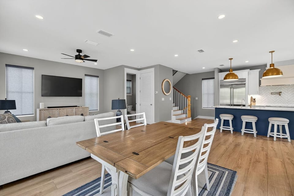 Storybook - Pet Friendly Home Near the Beach with Private Pool House in Destin