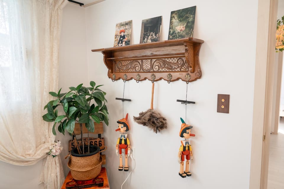 Decorative detail, Bedroom