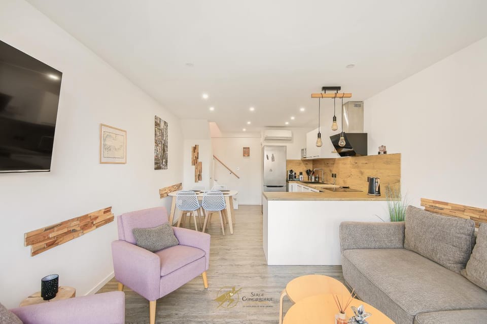 TV and multimedia, Living room, Dining area, pet friendly