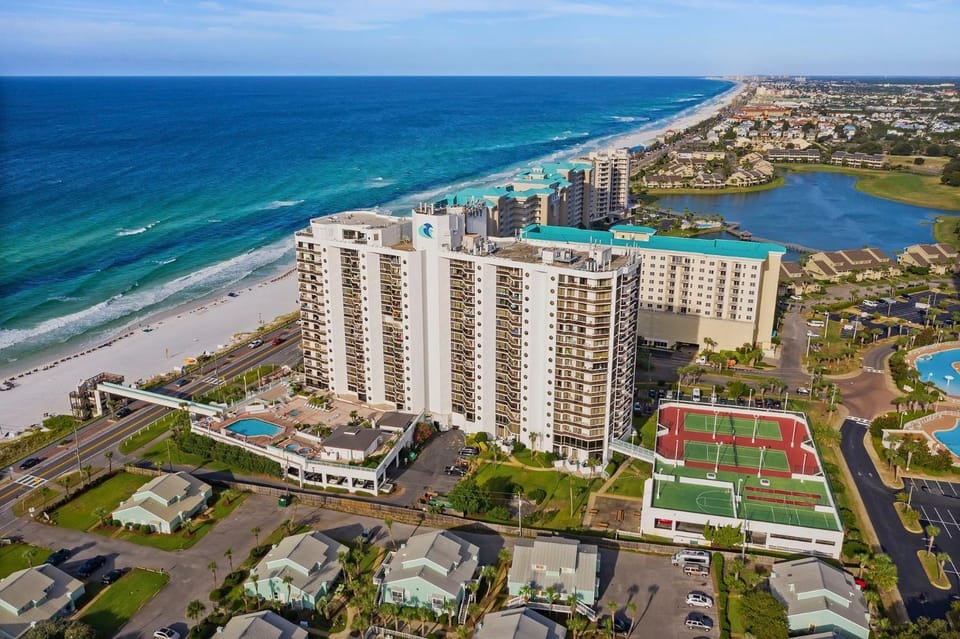Surfside G19 - Pet Friendly Condo in Surfside Resort with Many Shared Amenities House in Miramar Beach