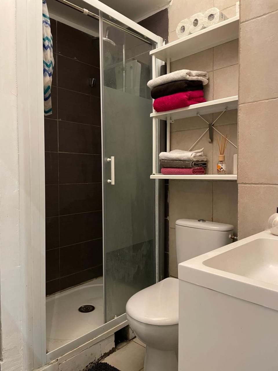 Charmant Studio Apartment in Paris