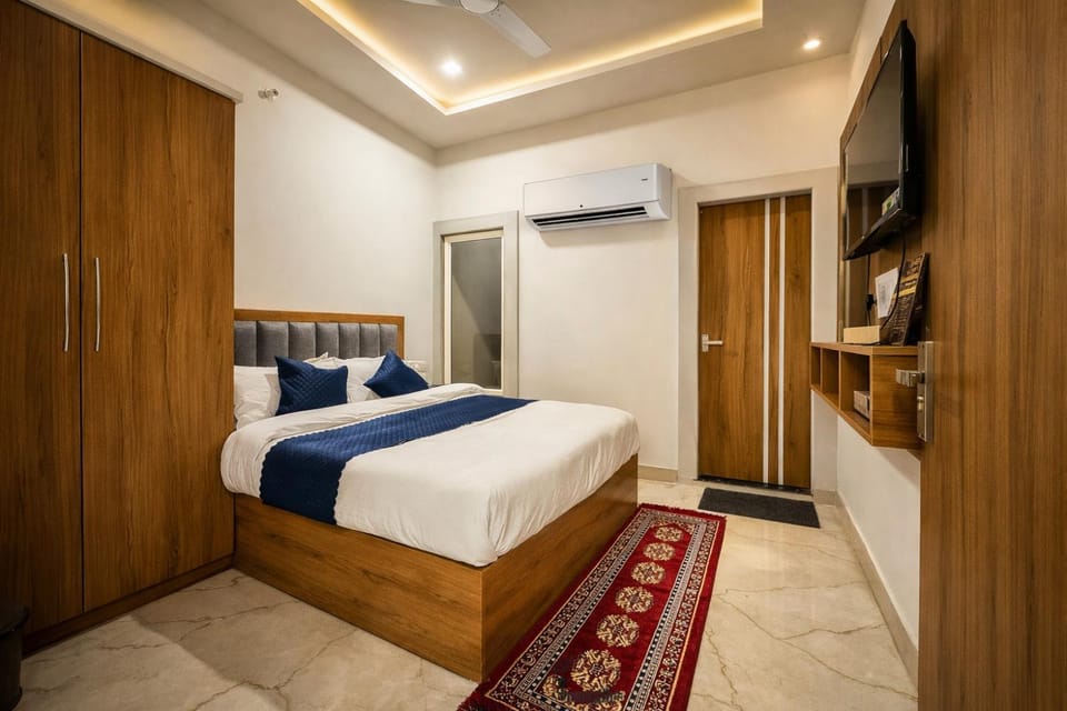 Bed, Bedroom