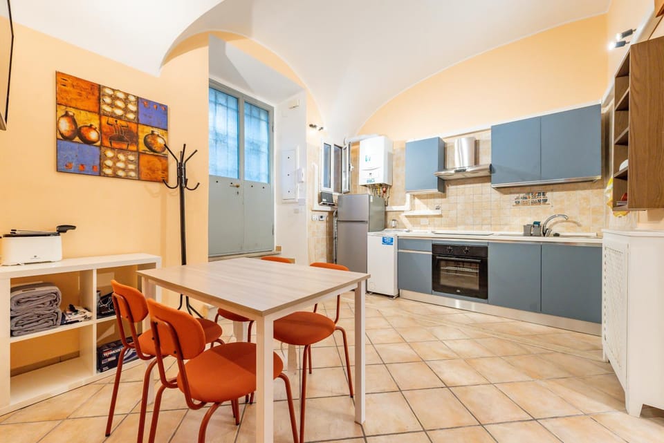 Dining area, dishwasher, oven, stove, washing machine, kitchen