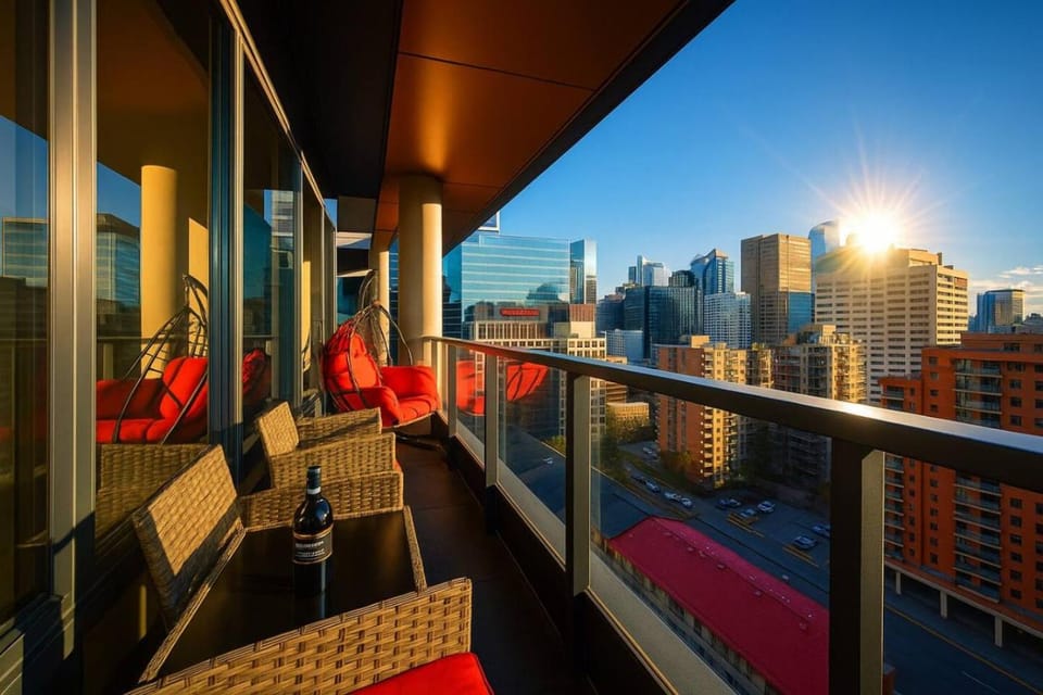 New 2BR Den Condo Gym Skyline View UG Park Apartment in Calgary