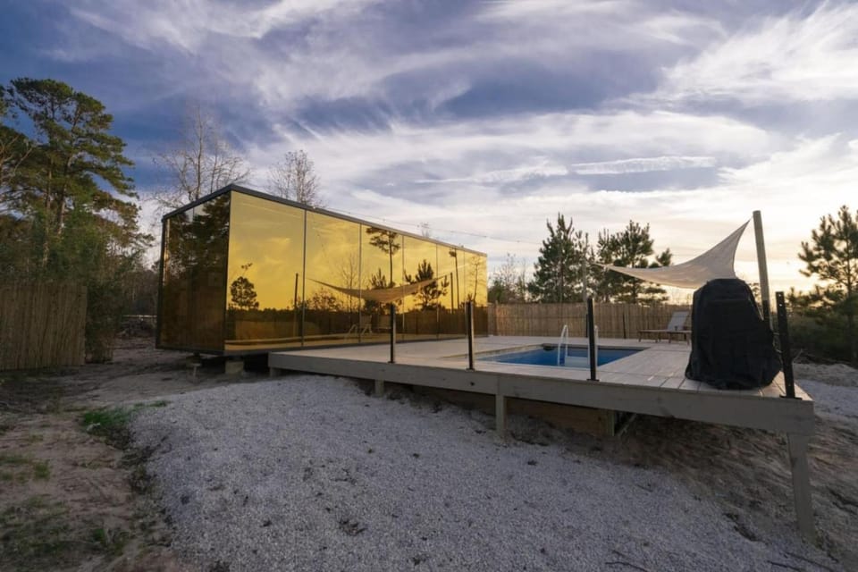 Day, Natural landscape, Pool view, Swimming pool
