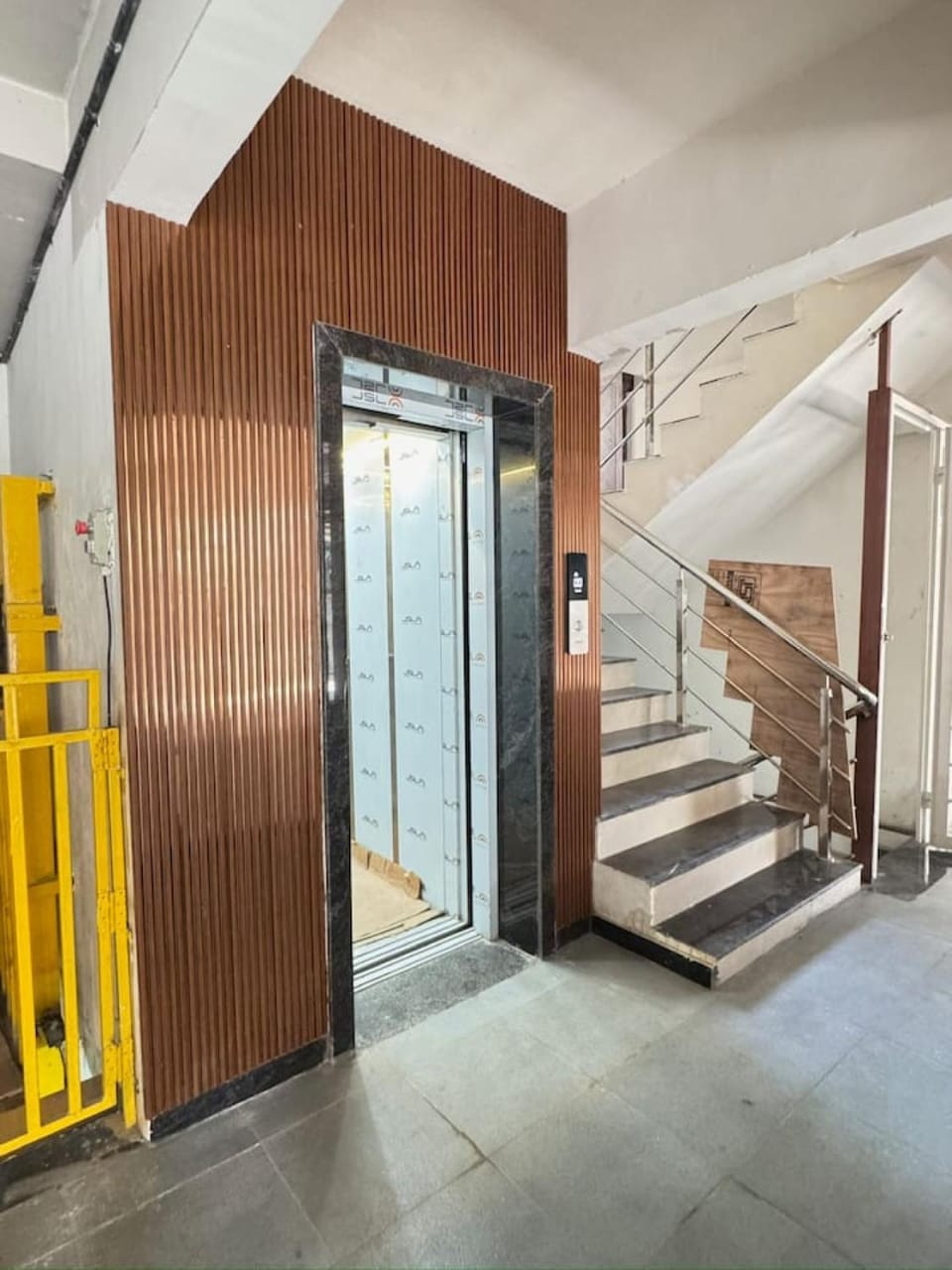 Puffin Retreat Modern AC 1BHK in Pimple Nilakh, Pune House in Pune