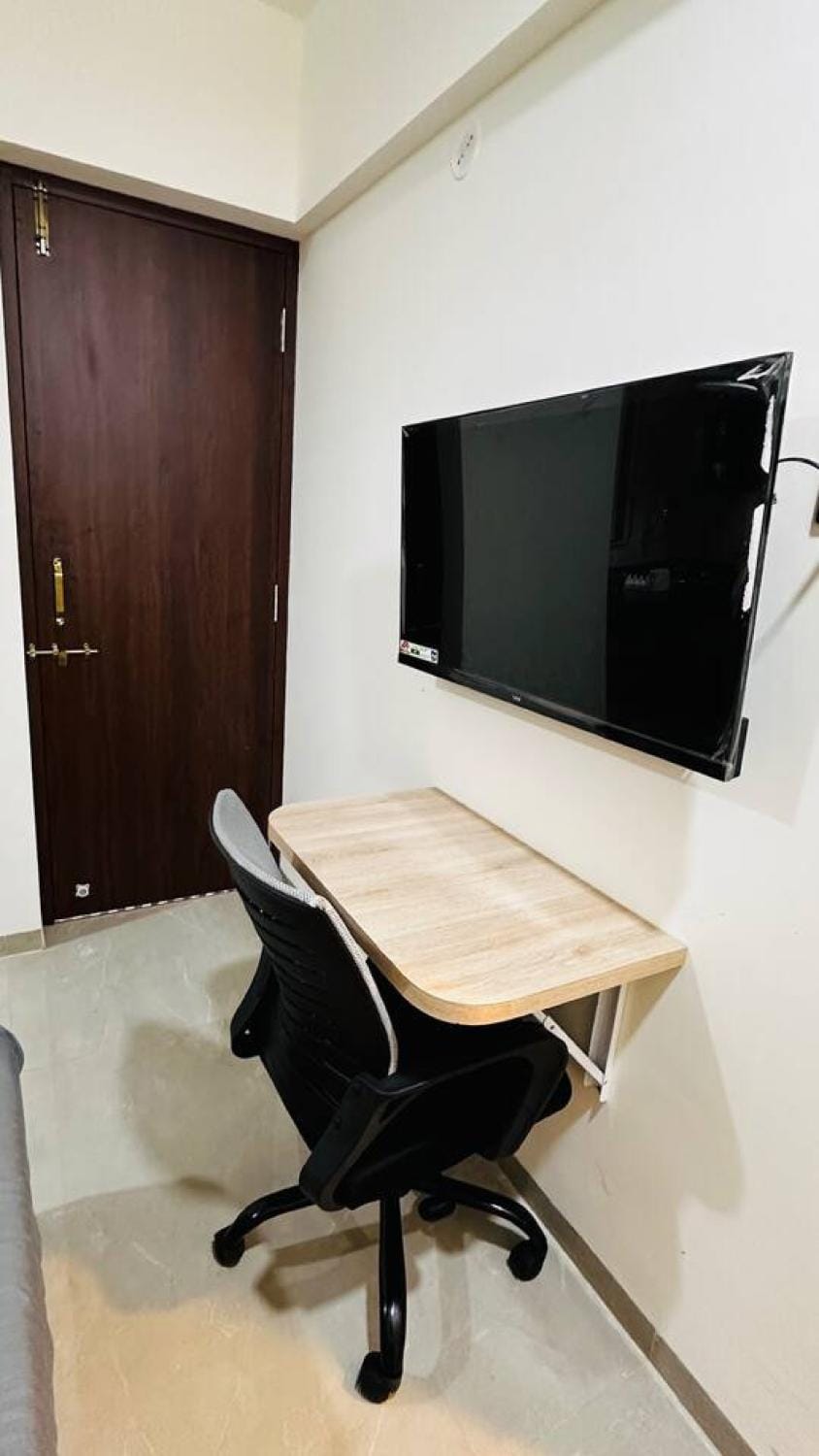 Cosy AC studio Flat by Bleisure Hosting House in Pune