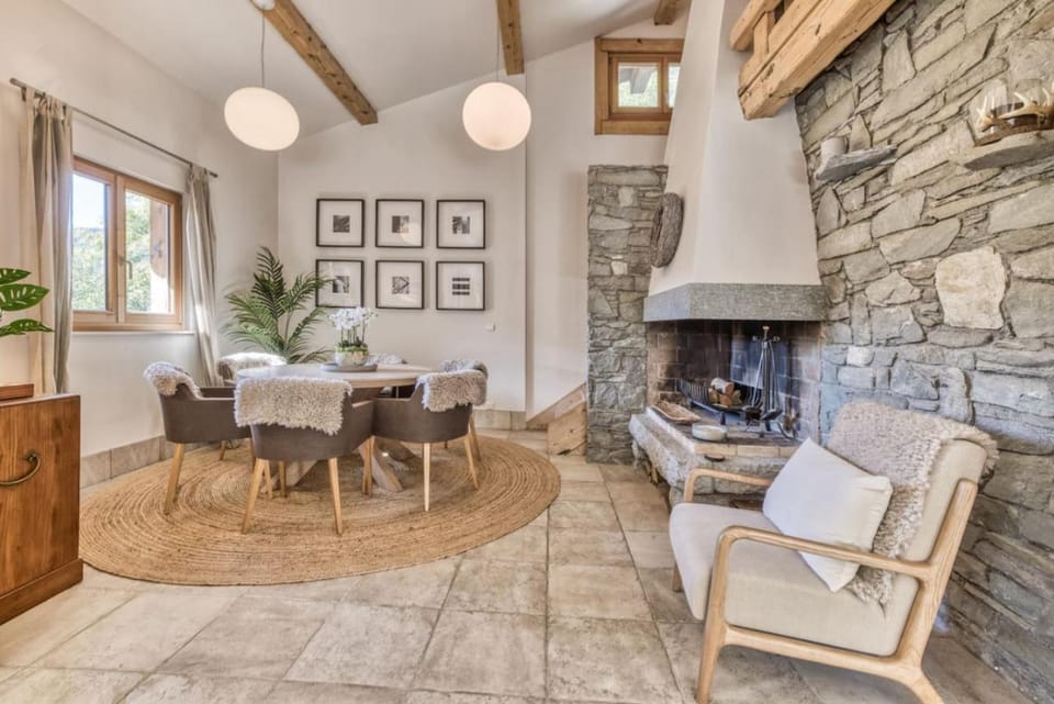 Clairtemps- Charmant Chalet 168 m2 6 Pax Familial Vue Chalet in Les Houches