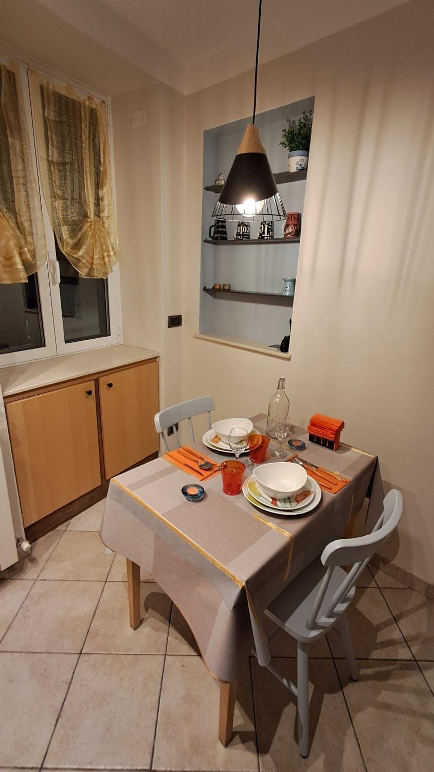 Living room, Dining area, heating