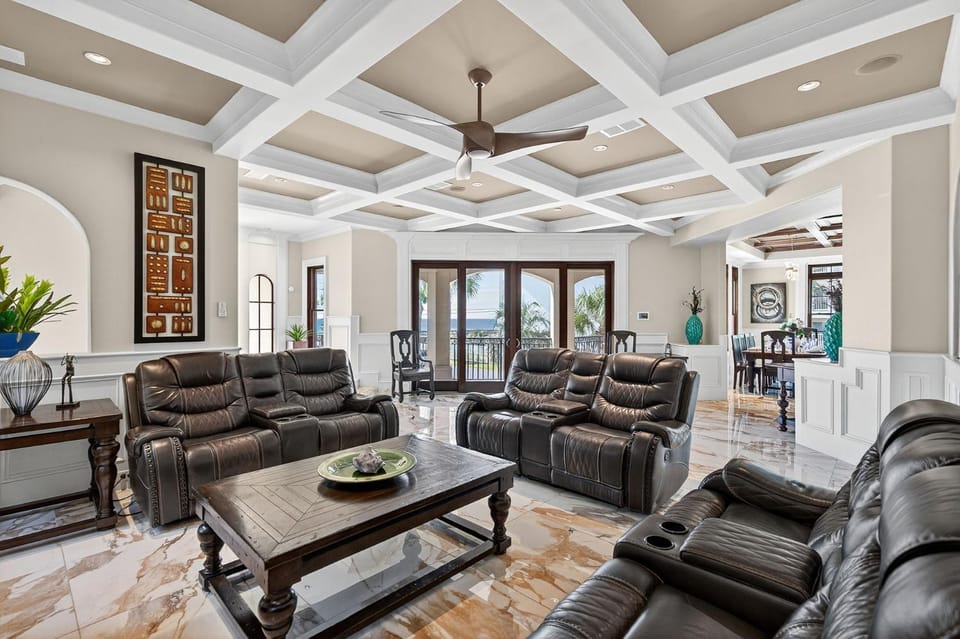 Stunning Getaway w/ Pool, Outdoor Kitchen, Rooftop Deck, & Gulf Views! House in Miramar Beach