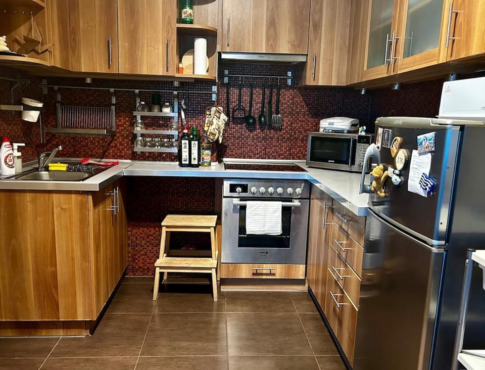 Kitchen or kitchenette, kitchen