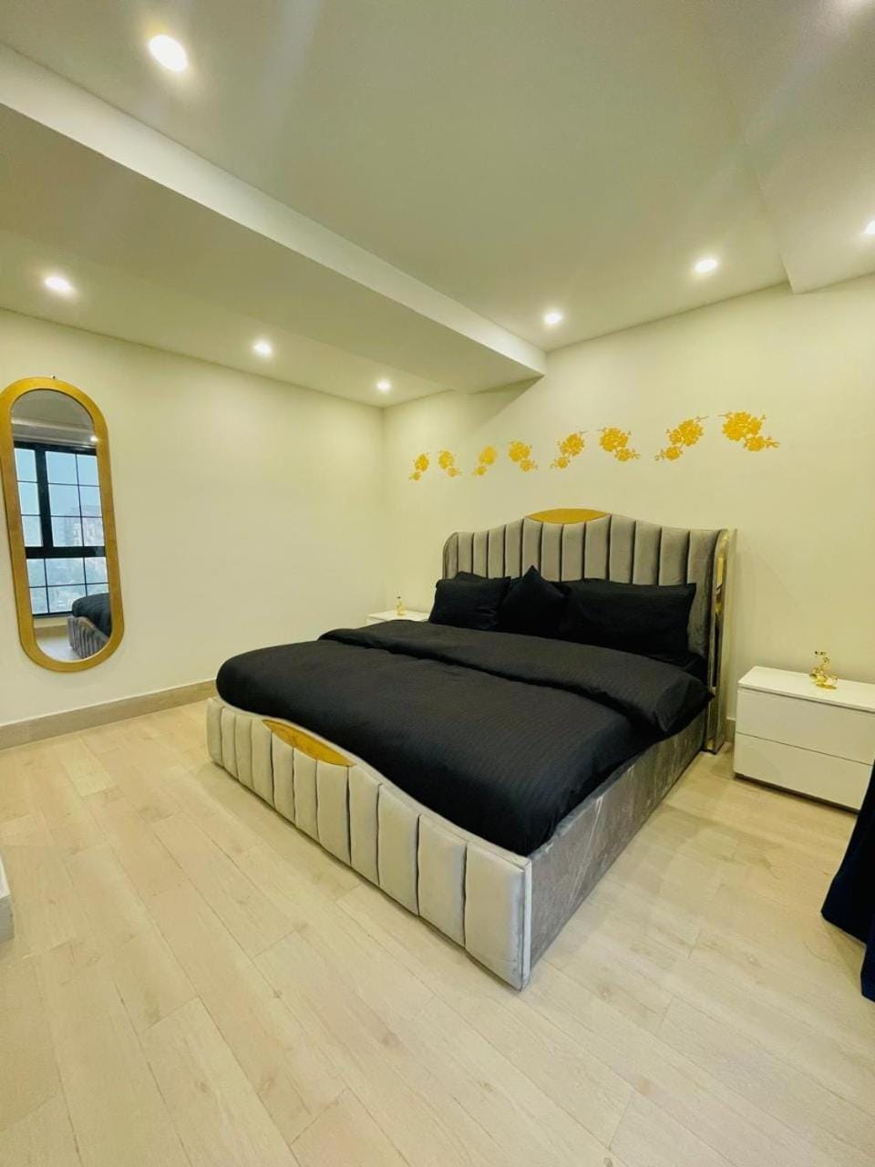 Noor Luxury Residence Apartment in Lahore