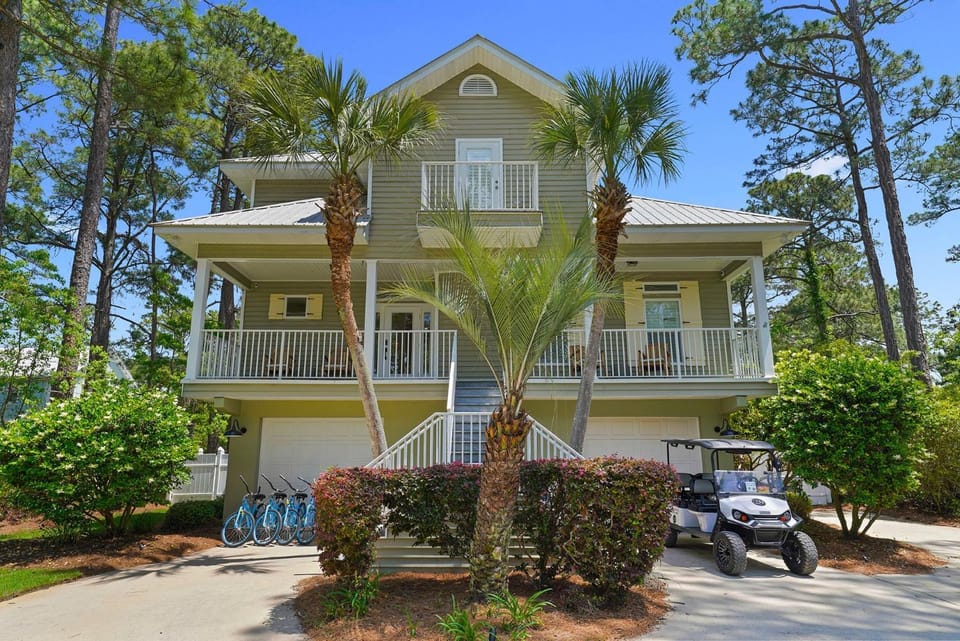 Whispering Dunes - Beach Cottage with Private Pool & Golf Cart House in South Walton County