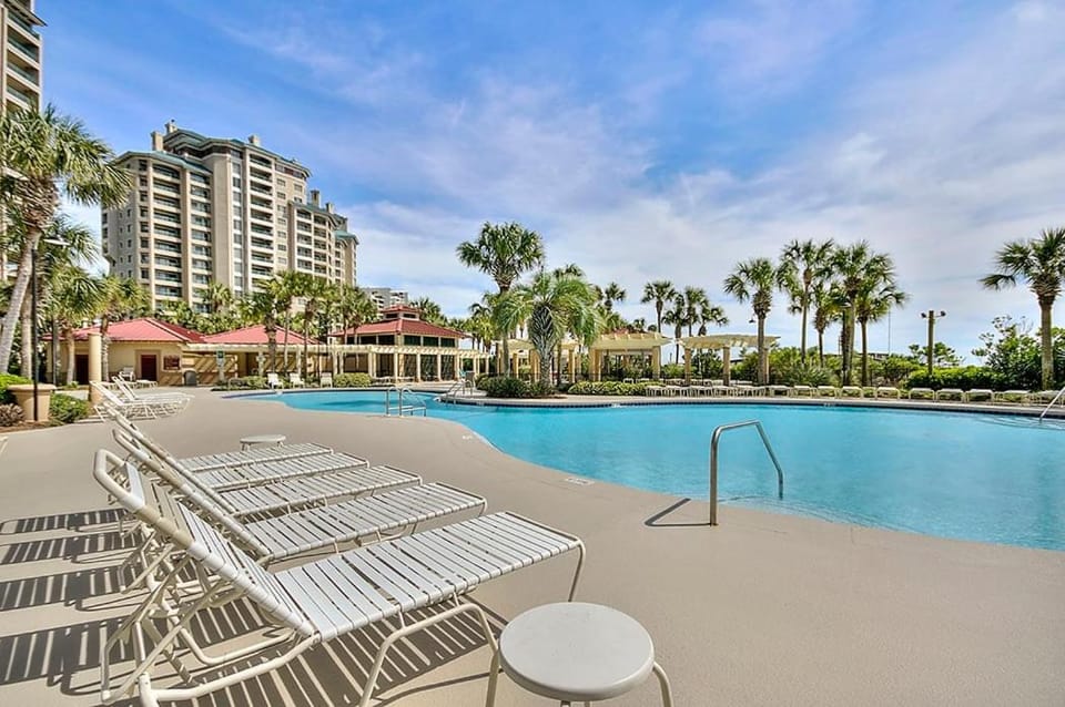 Westwinds 4833 - Beachfront Condo in Miramar Beach with Ocean Views & Many Community Amenities House in Miramar Beach