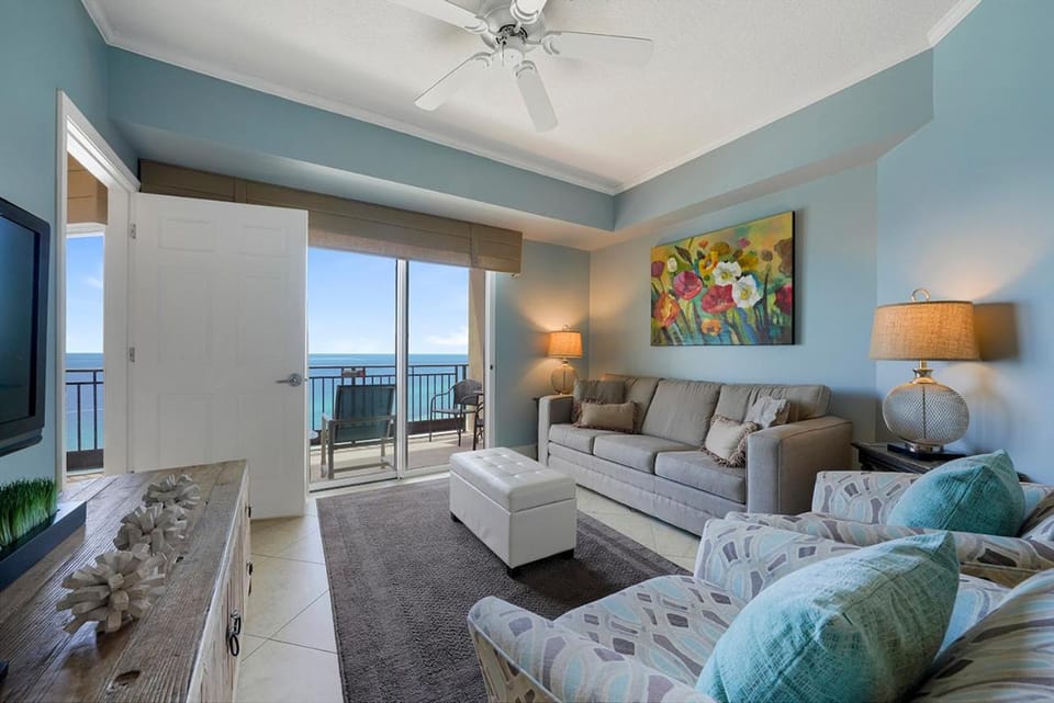Westwinds 4833 - Beachfront Condo in Miramar Beach with Ocean Views & Many Community Amenities House in Miramar Beach