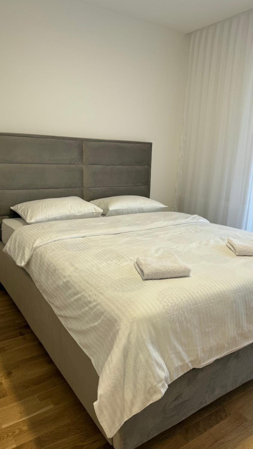 Stela Stan Na Dan Banja Luka Apartment in Bosnia and Herzegovina