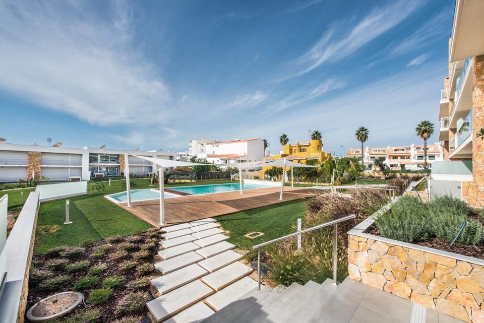 Property building, Swimming pool