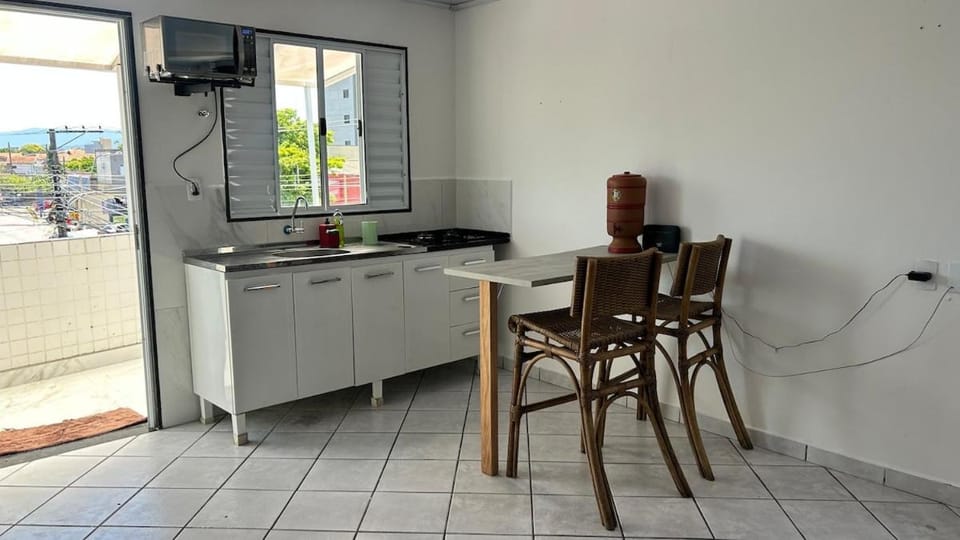 Apartamento compacto e aconchegante no Centro de Caraguá Apartment in Caraguatatuba