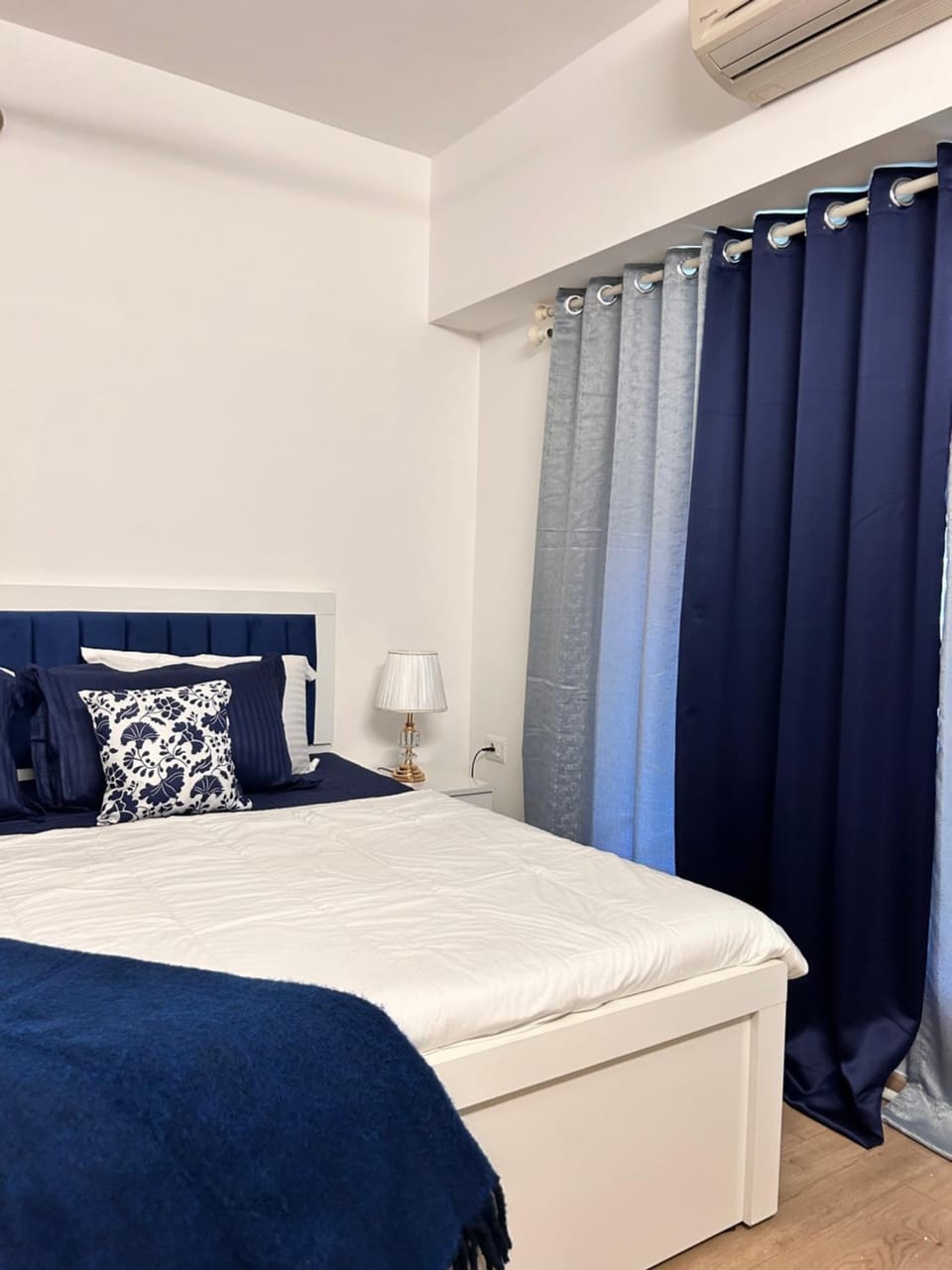 Apartment to stay in BKC Airport nearby Apartment in Mumbai