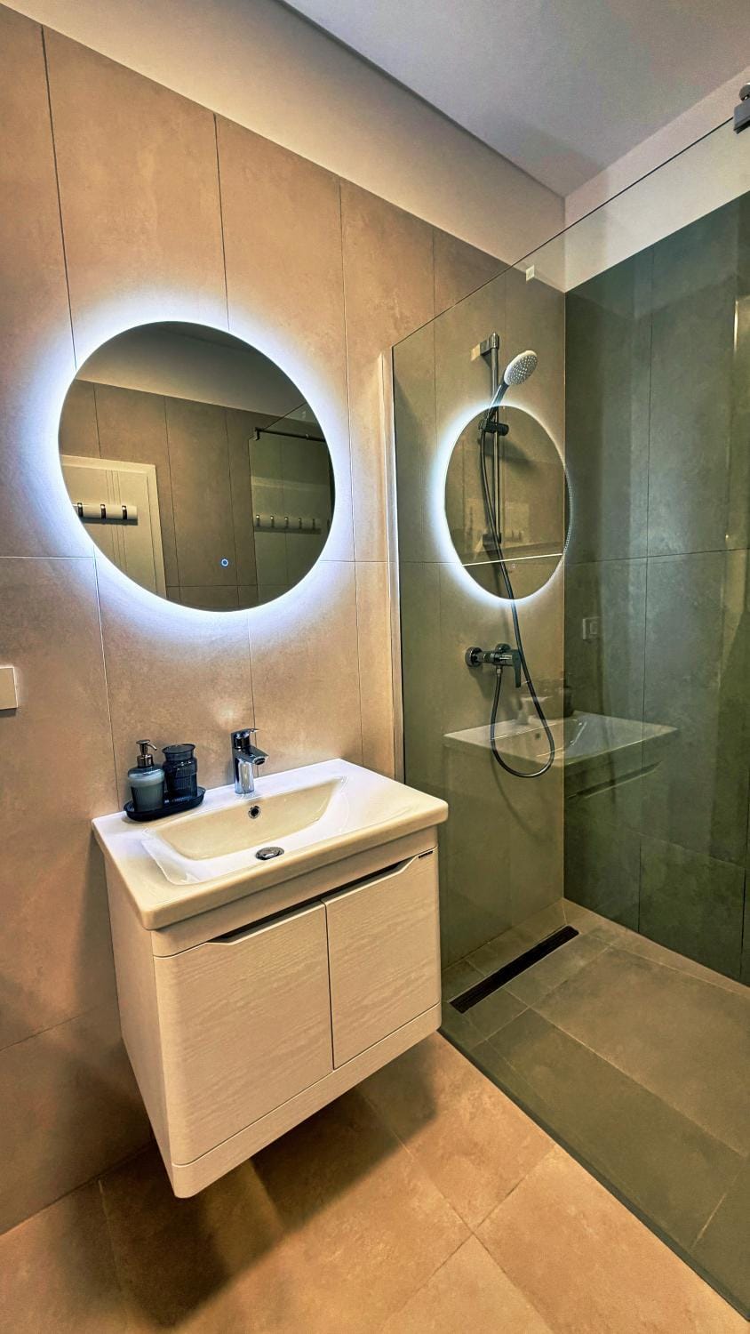 Shower, Bathroom