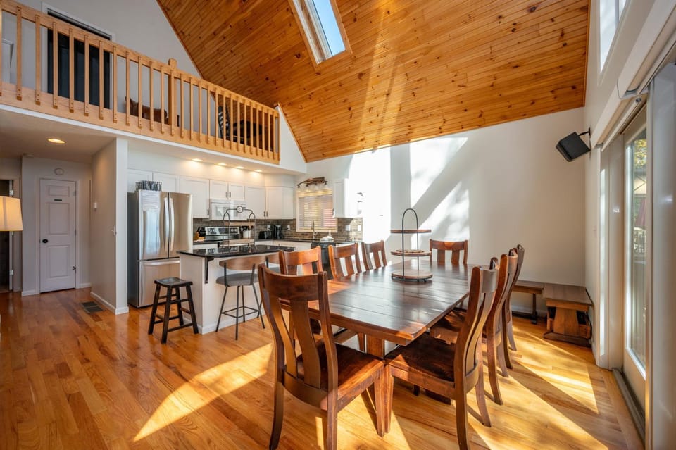 AAH Chalet House in Deep Creek Lake
