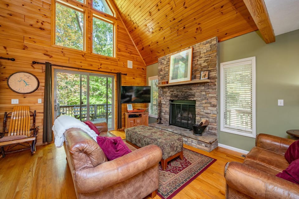 Abbots Bliss House in Deep Creek Lake