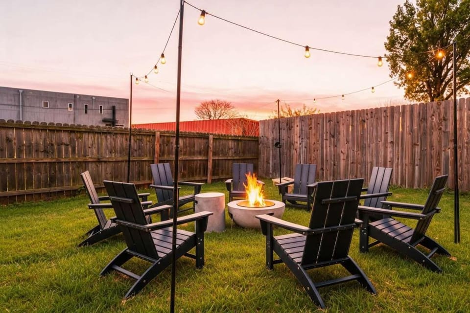 Game Room Balcony Backyard Near Downtown Nash House in East Nashville