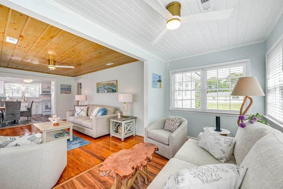Pearl Cottage Atlantic House in Atlantic Beach