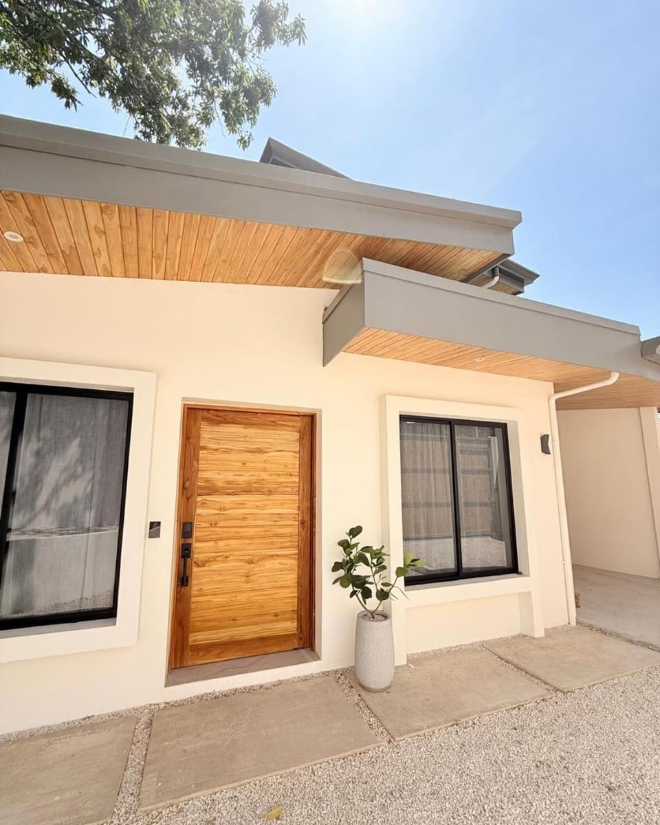Brianne's Place House in Cobano
