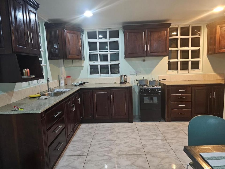 Kitchen or kitchenette, oven, stove