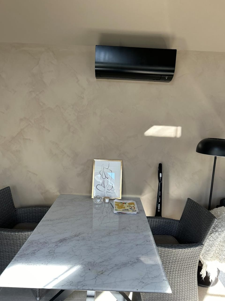 Dining area, air conditioner