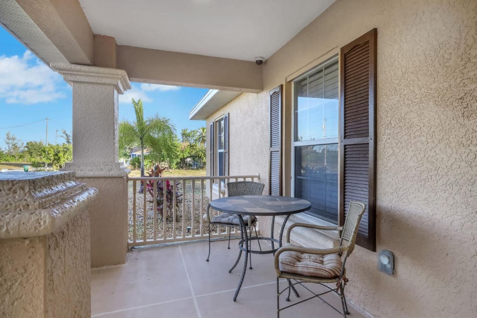 Relaxing Cape Coral Retreat House in Cape Coral