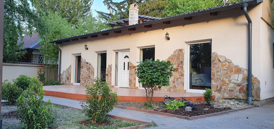 Property building, Garden