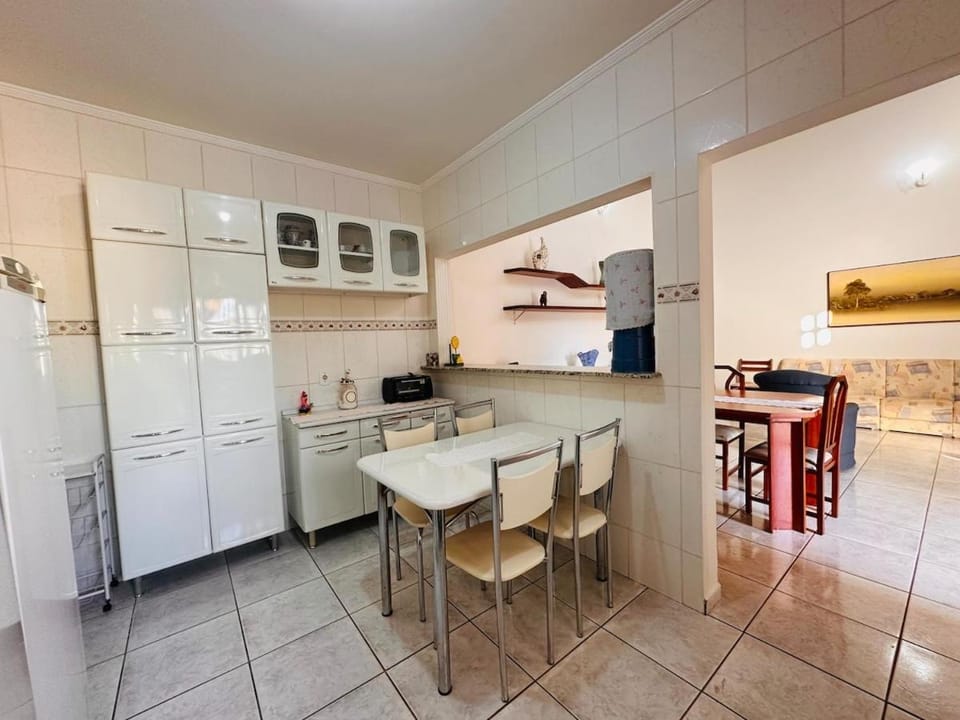 Casa com piscina em Boituva próximo ao centro da cidade House in Boituva