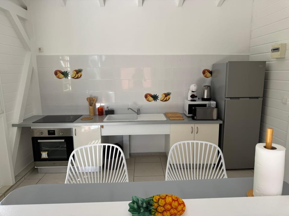 Golden Vibes Apartment in Petit-Bourg