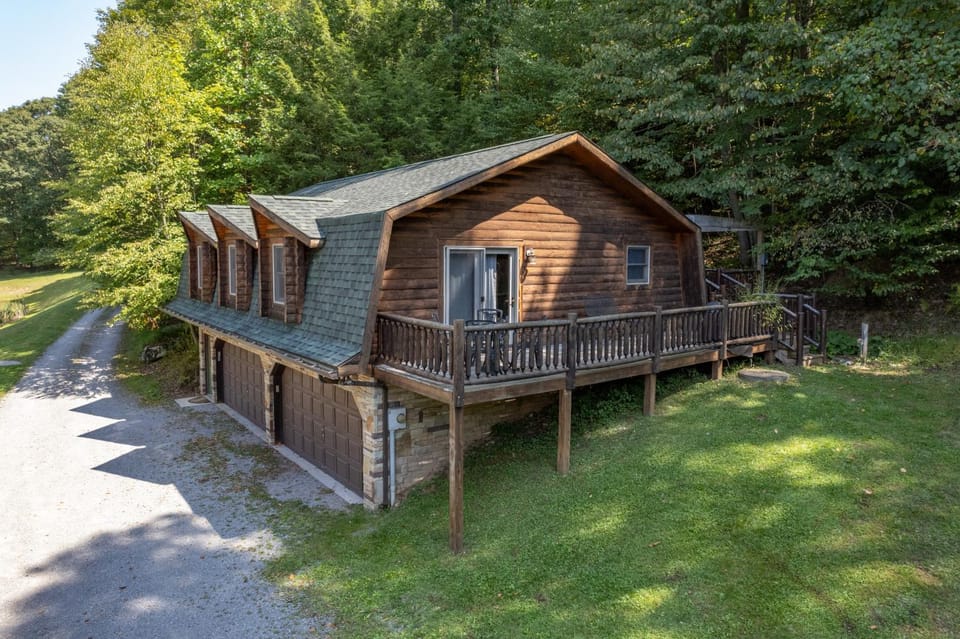 Viva Place House in Garrett County