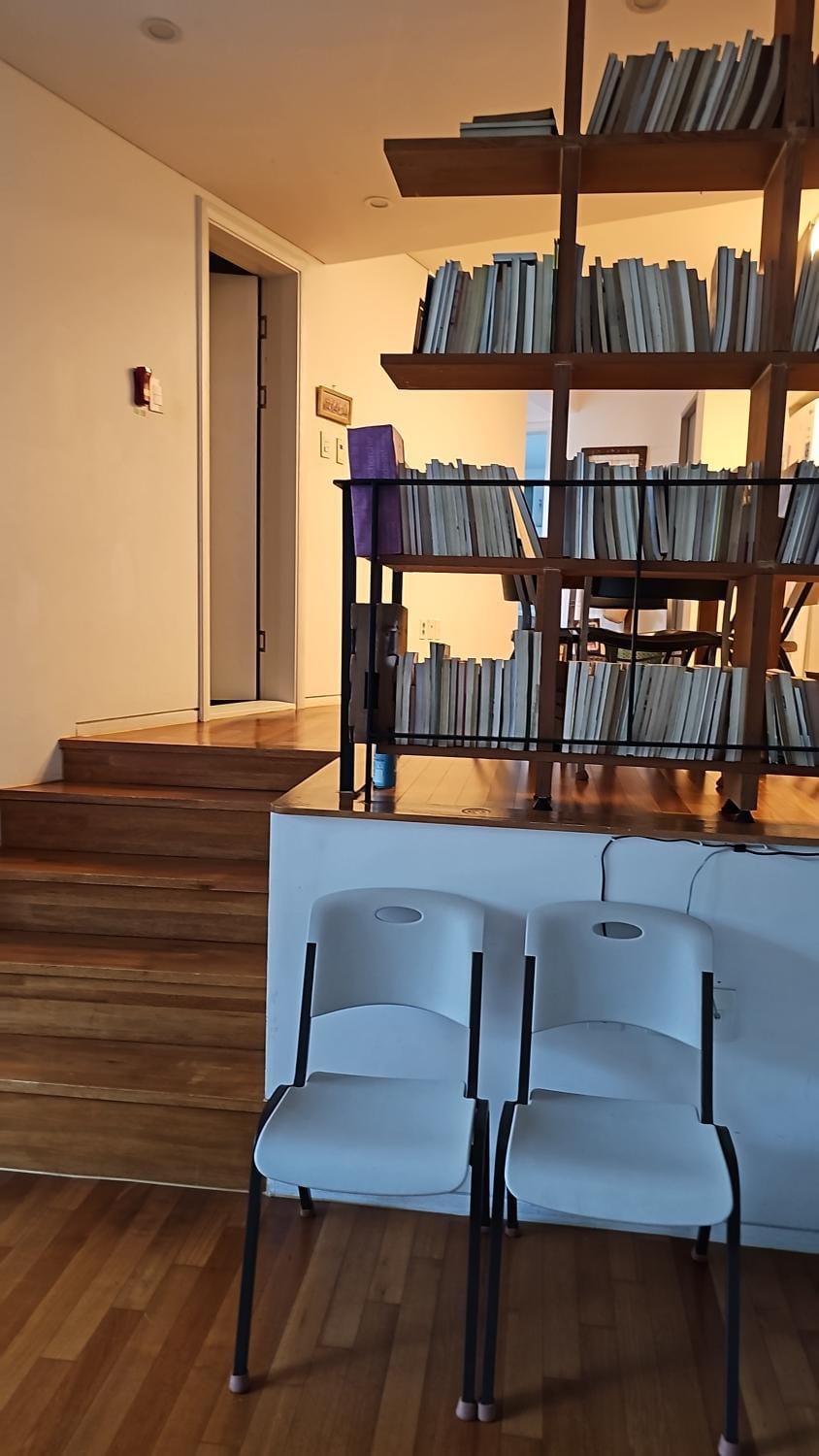 Guesthouse The Kims Bed and Breakfast in Seoul
