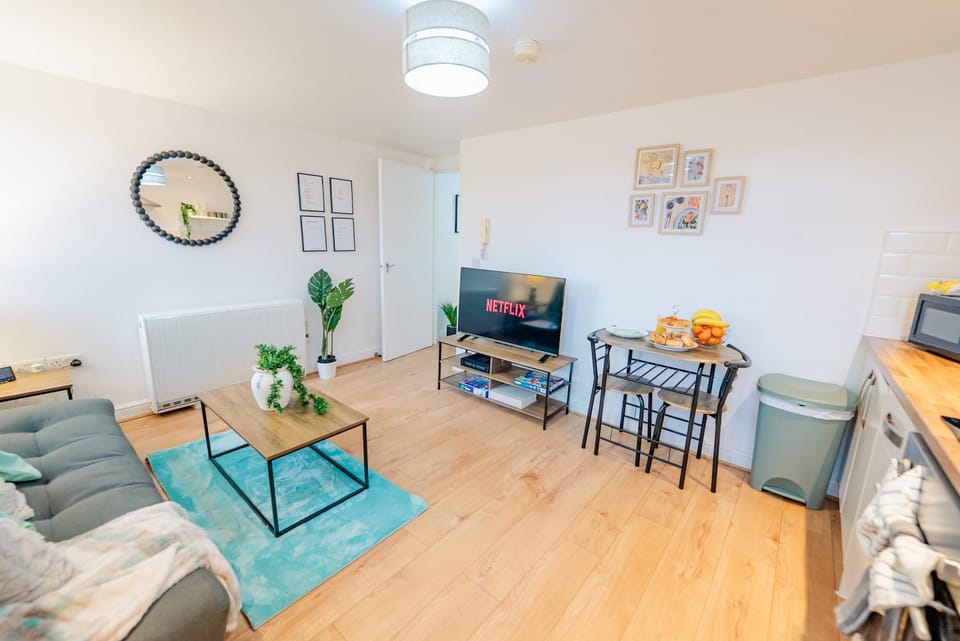 Communal lounge/ TV room, Bed, TV and multimedia, Dinner, heating