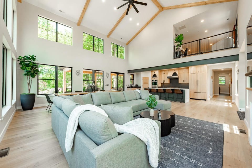 Villa Del Sol House in Deep Creek Lake