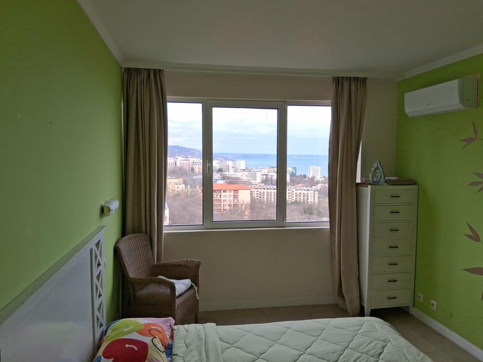 Sea view Apartment in Varna