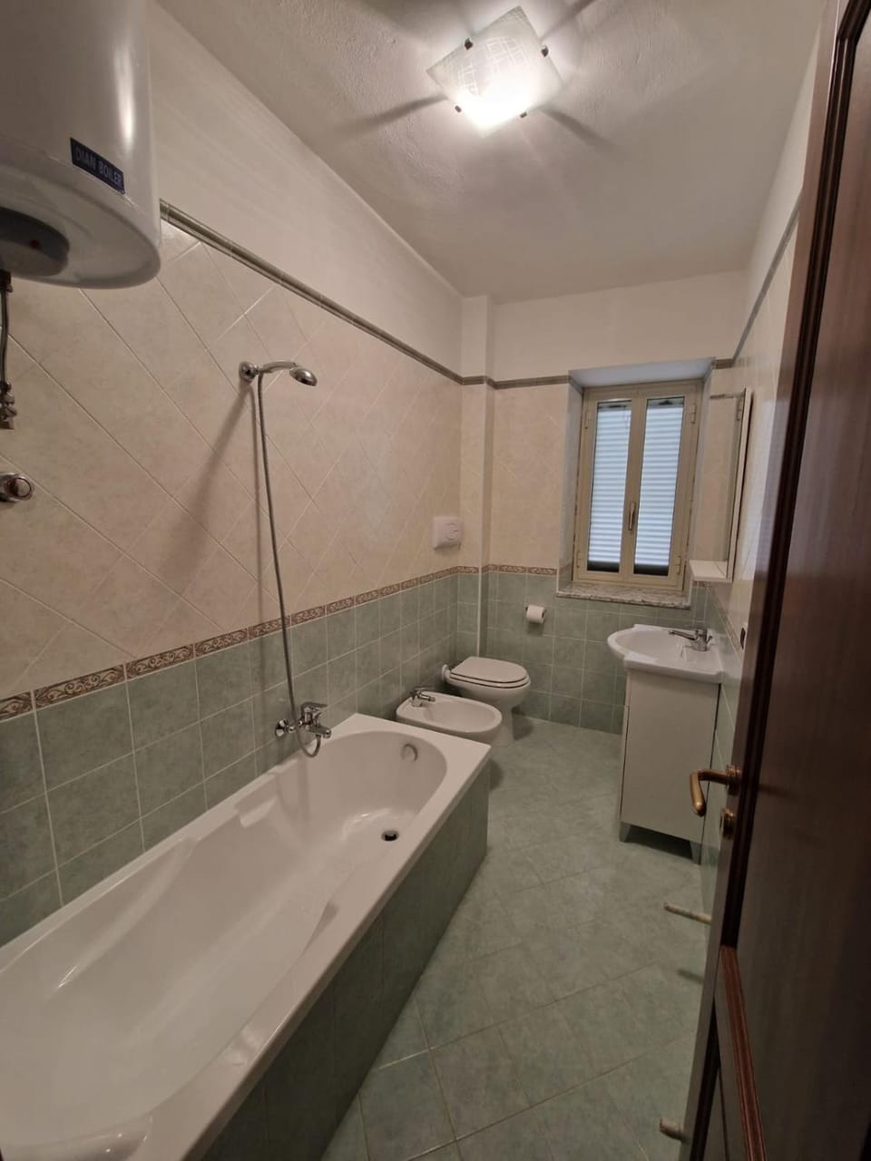 Toilet, Bathroom, Bath