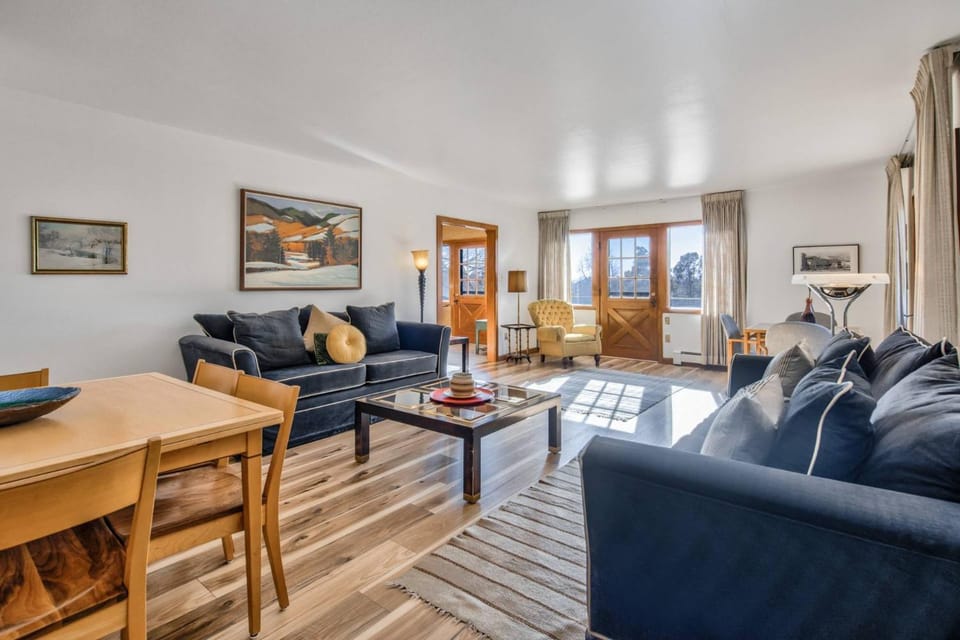 Parkside Chalet in Colorado Springs