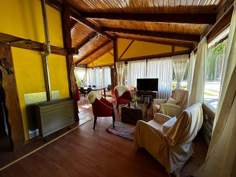 Sentidos cardinales casa B Encanto Chalet in Santa Cruz Province
