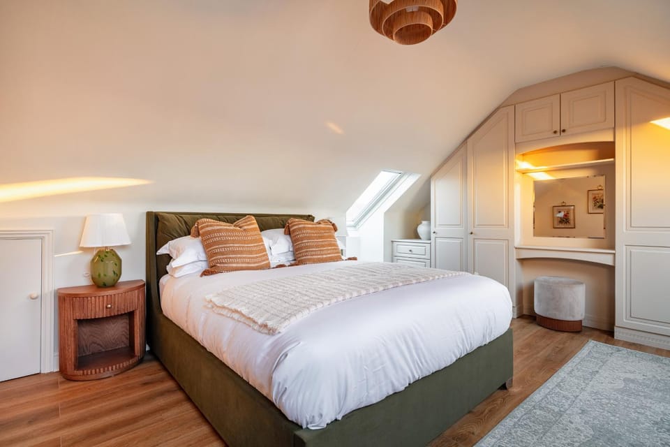 Acton Edition - Perfect for Groups House in London Borough of Ealing
