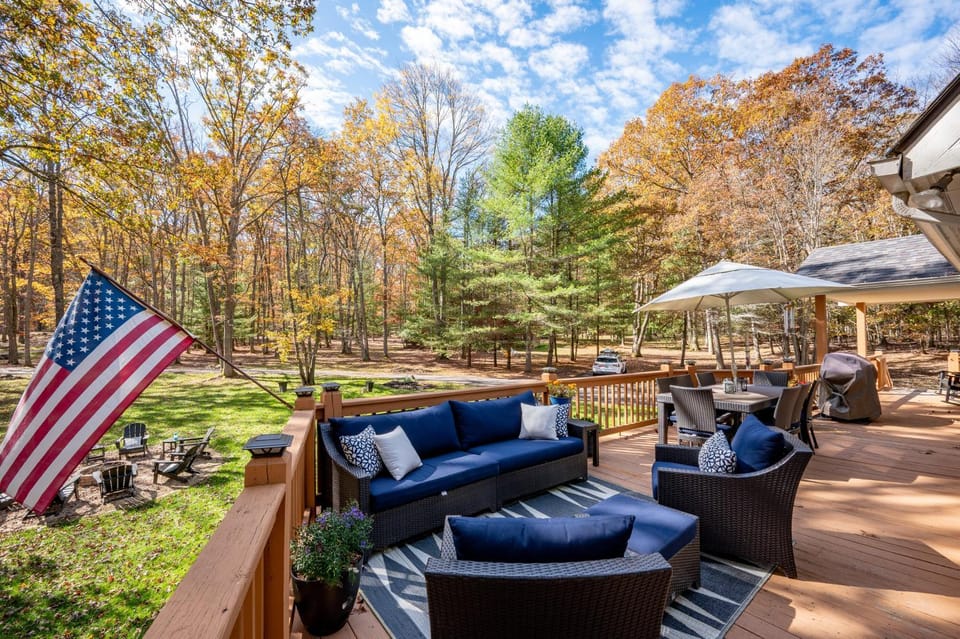 Tullamore House in Deep Creek Lake