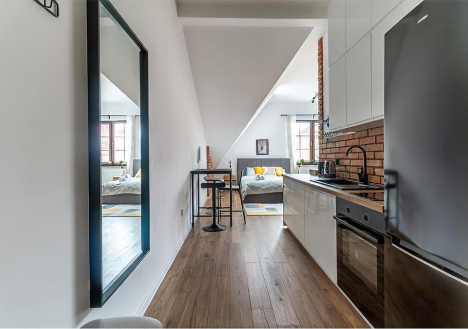 TV and multimedia, Kitchen or kitchenette, Dining area, minibar, oven, pet friendly, stove